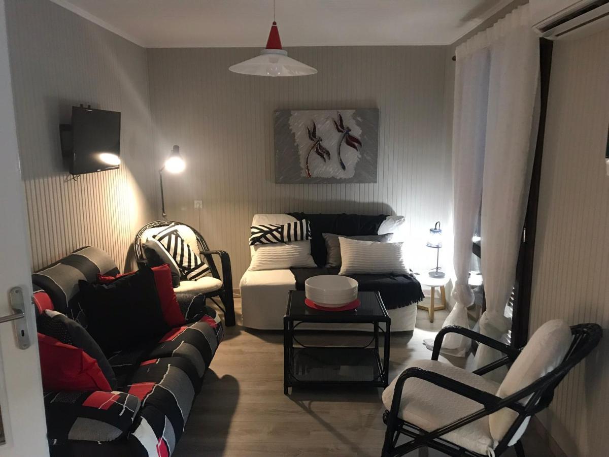 Aster Beach House Nea Thesi エクステリア 写真